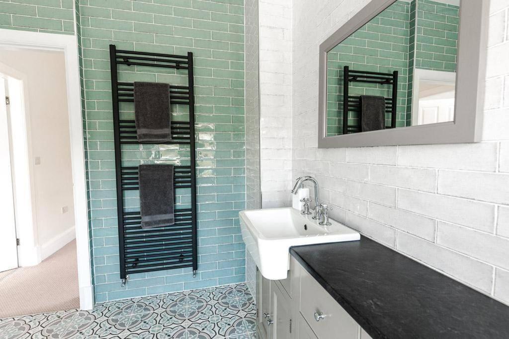 North Beach House - 3 Bedroom Fully Equipped Spacious House Perfect For Family Getaways In Бринлингтон Экстерьер фото